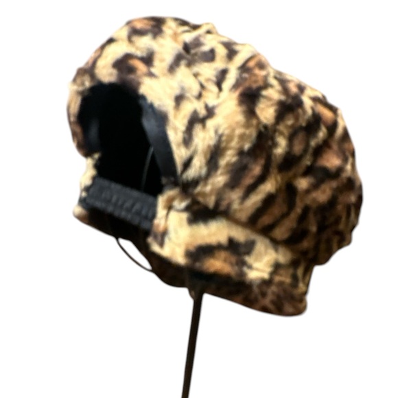 Vintage Hat Leopard Print Faux Fur Newsboy Cap Statement Hat Y2K Glam Rock - Picture 4 of 5